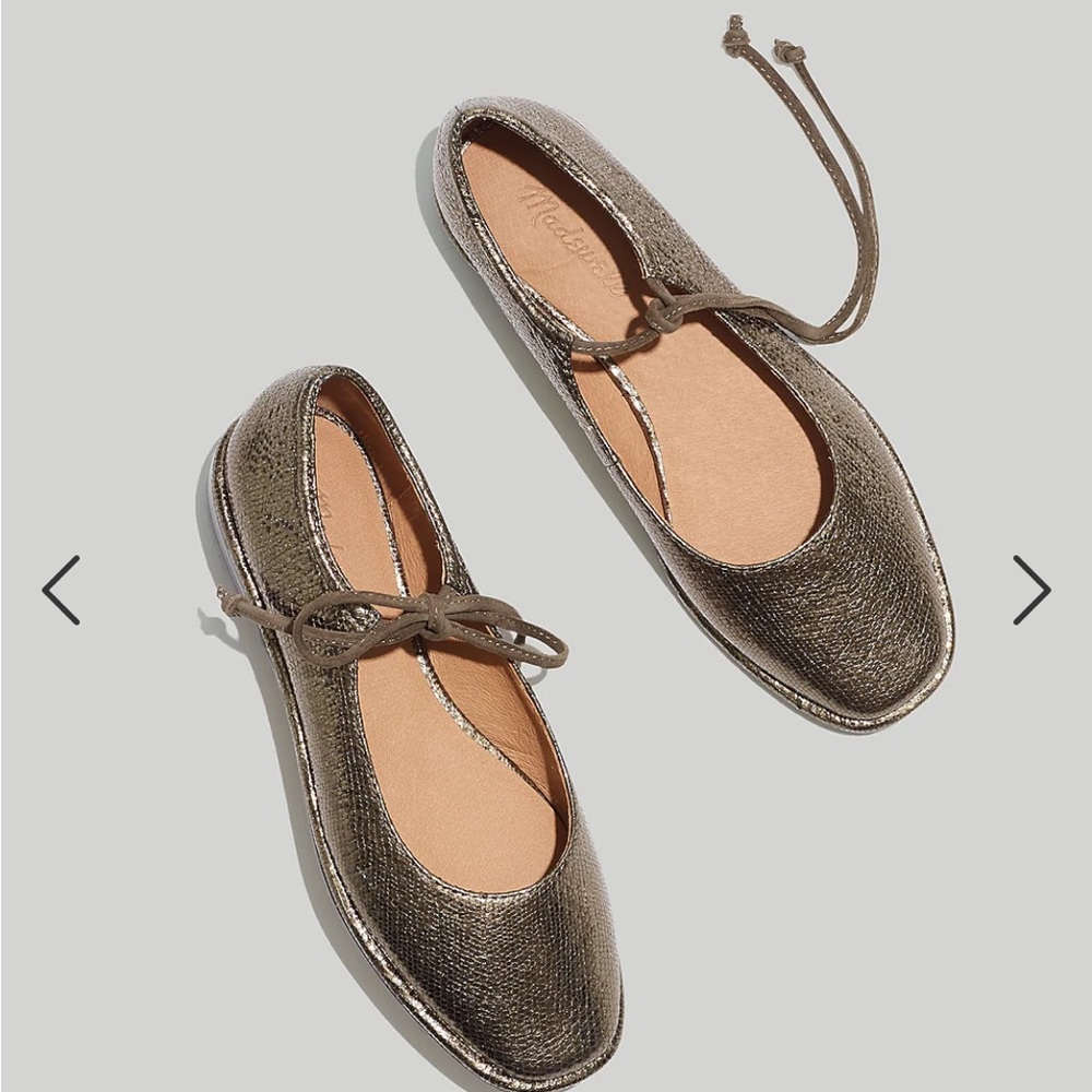 Normani Lace-up Mary Jane in Metallic
